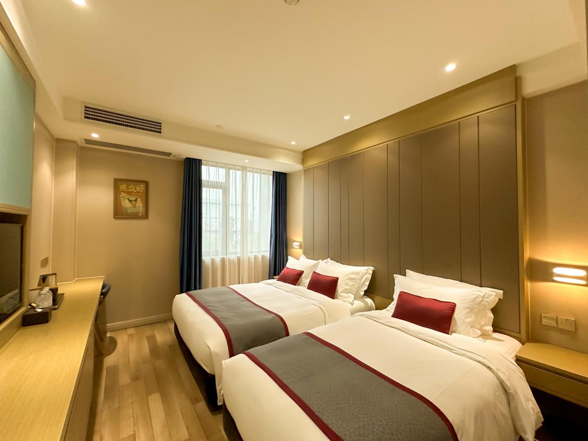 Shanghai-Deco Hotel-Free Shuttle Bus To Pudong Airport And Disneyland Dış mekan fotoğraf