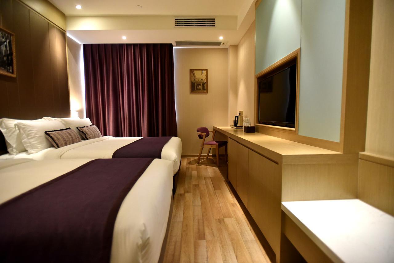 Shanghai-Deco Hotel-Free Shuttle Bus To Pudong Airport And Disneyland Dış mekan fotoğraf