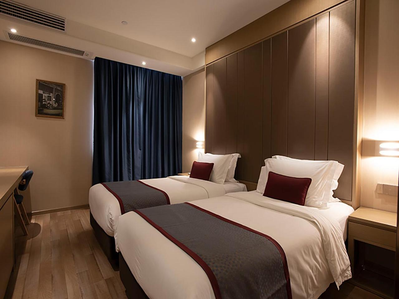 Shanghai-Deco Hotel-Free Shuttle Bus To Pudong Airport And Disneyland Dış mekan fotoğraf